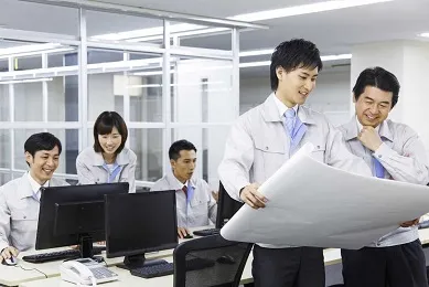 <静岡県浜松市>【不動産開発の企画資料作成(BtoB提案)】月給35万円程度/土日祝休み/年間休日125日/残業少なめ